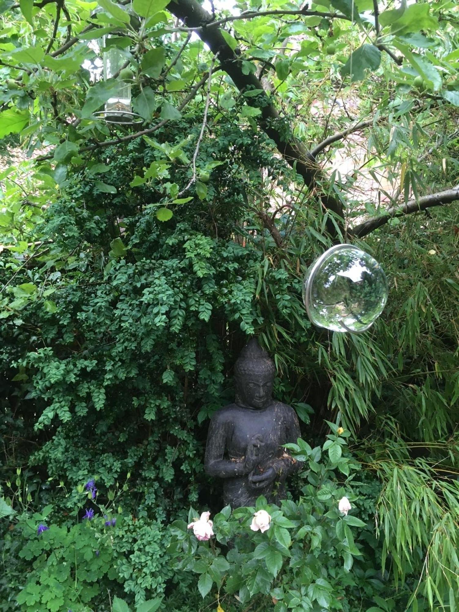 Grosse Hobbithoehle Mit Gemeinschaftsgarten Neustadt am Rübenberge Exterior foto